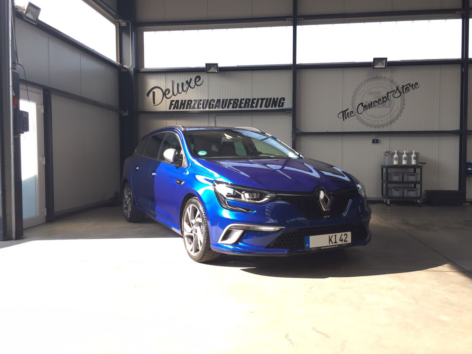 Renault Megane GT Grandtour - Neuwagen Glanzversiegelt