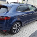 Megane IV Bose dCi 130 in Cosmos-Blau