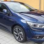 Megane IV Bose dCi 130 in Cosmos-Blau